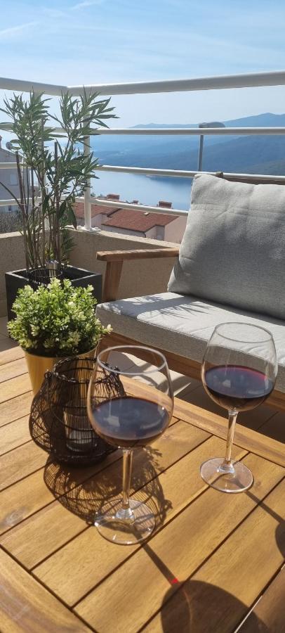 Apartment Cami -Stylish Apartment With A Beautiful Seaview Rabac Exterior foto